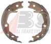 LEXUS 4654033030 Brake Shoe Set, parking brake